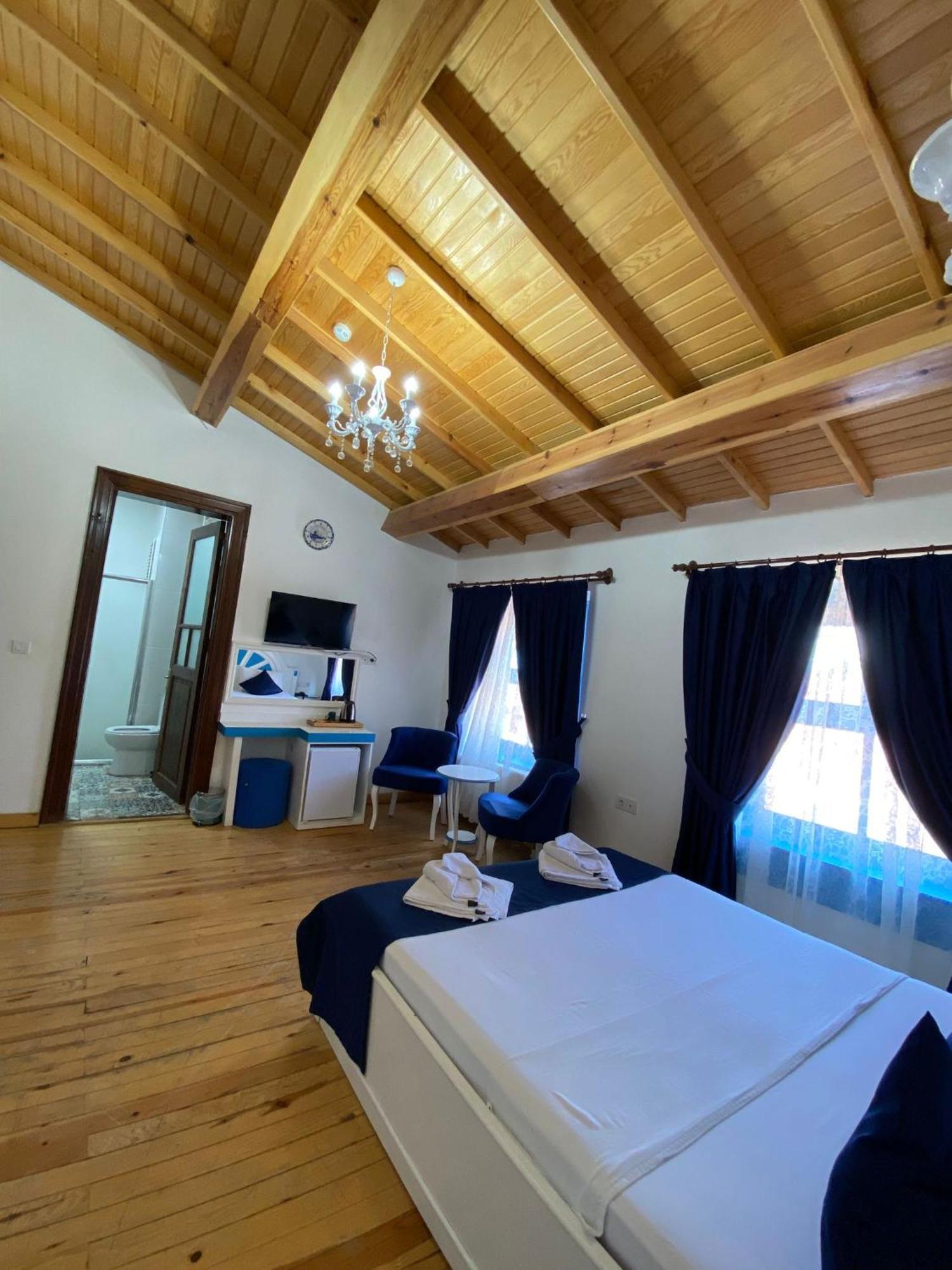 Mavi Palas Hotel Адалар Экстерьер фото